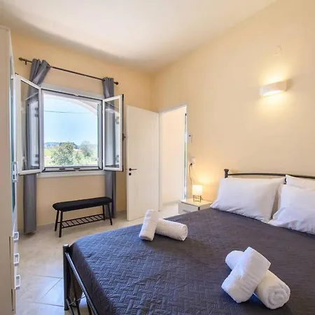Fotini's By The Sea アパート Petrití