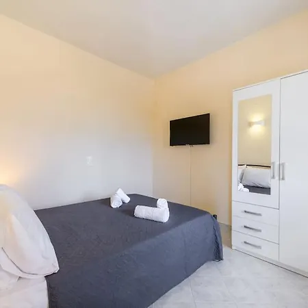 Fotini's By The Sea Apartment